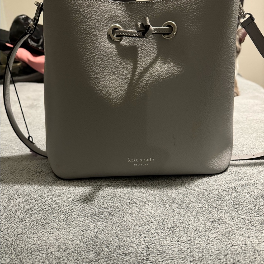 Adorable Light gray bucket, crossbody Kate Spade purse